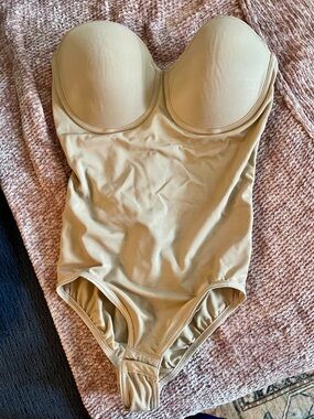 Bra & body shape wear